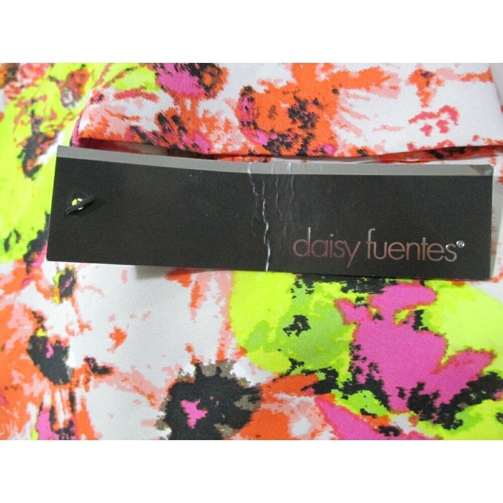 NWT Daisy Fuentes Floral Pattern Dress Size Medium Flowers Summer Multi Color - Picture 4 of 5